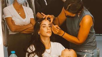 هازال كايا تشعل مواقع التواصل الإجتماعي...بالصورة