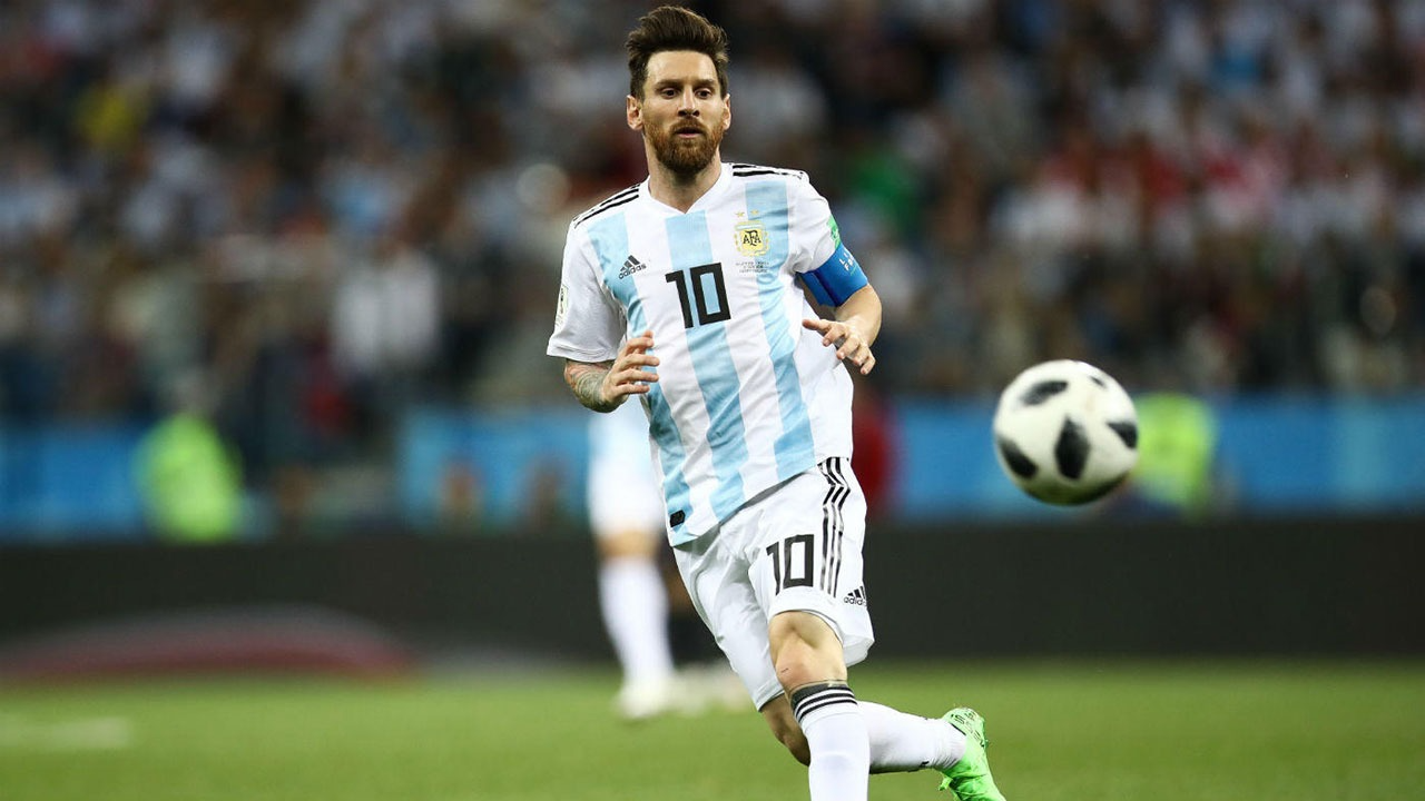 ميسي يعود لقيادة مُنتخب التانغو في تصفيات مونديال 2022